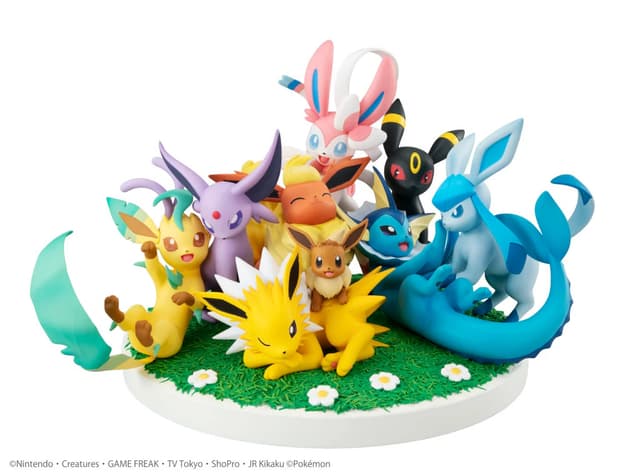 Eevee Eevee Friends