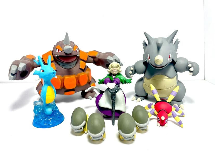 Rhyperior — Ágatha with Rhyperior, Rhydon, Kingdra, Ariados y Shieldon en impresión 3D.