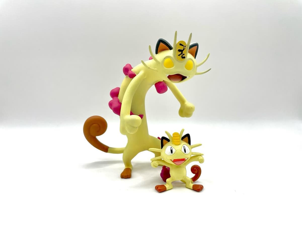 Meowth Gigantamx Meowth tamaño Tomy (hyper size )