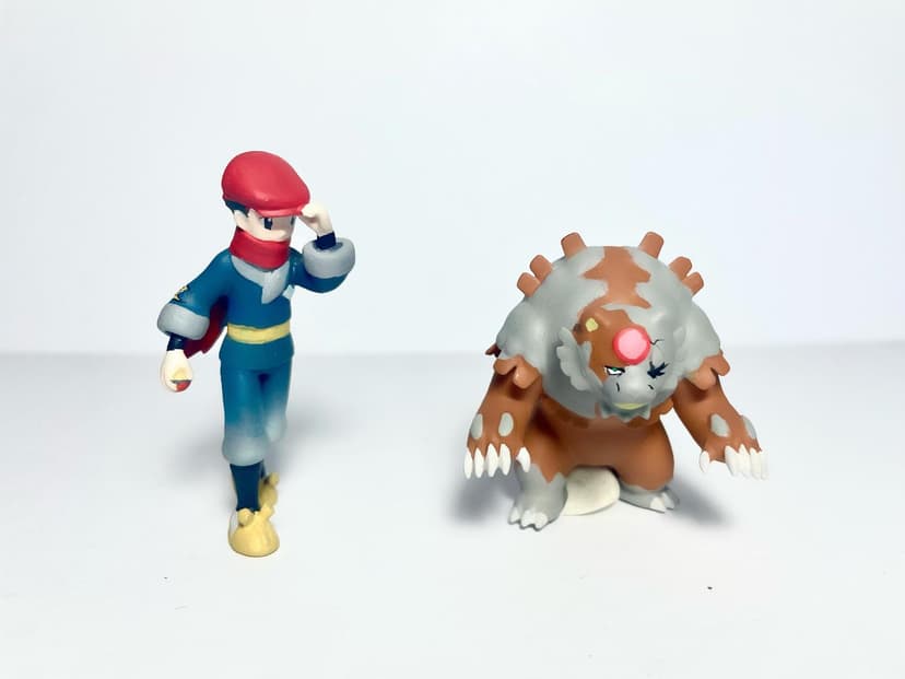 Ursaluna — Pokemon Trainer Reí y Bloodmoon Ursaluna tamaño “Takara Tomy”