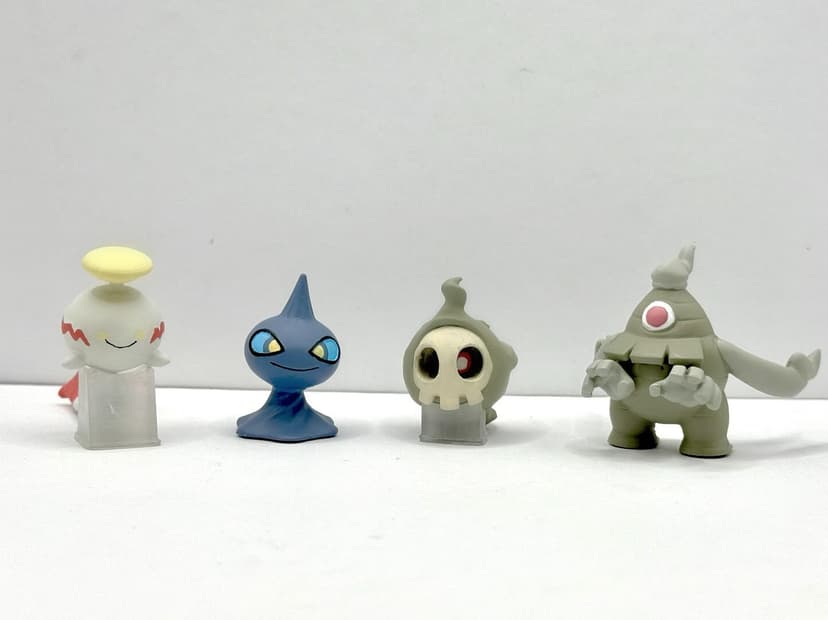 Chimecho — Chimecho, Shuppet, Duskull & Dusclops tamaño “Tomy “