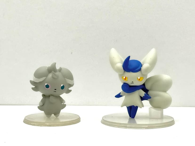 Meowstic — Línea Meowstic tamaño “Tomy “