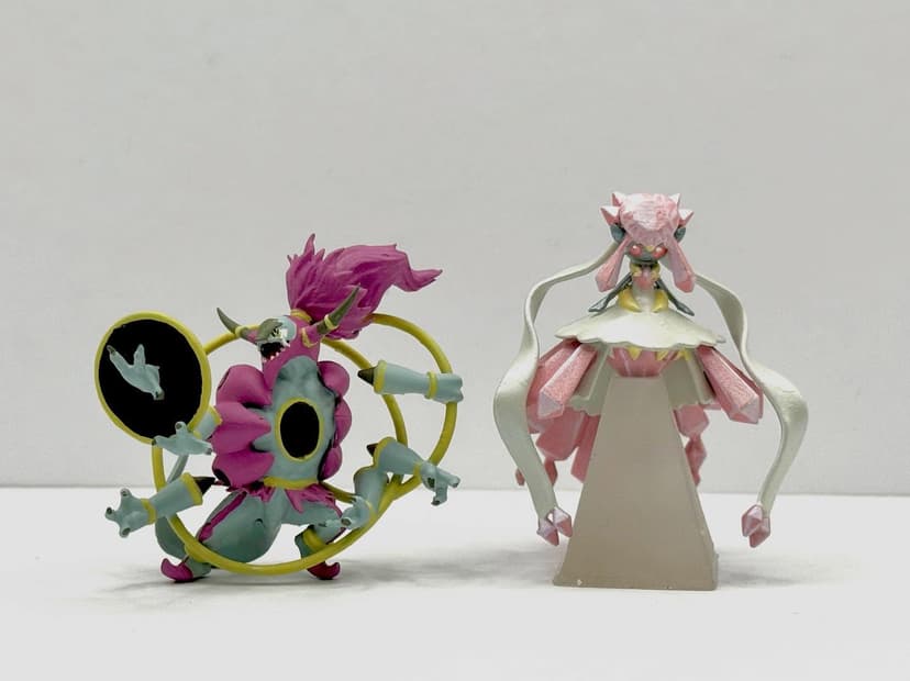 Hoopa — Hoopa & Mega Diancie tamaño “Tomy”
