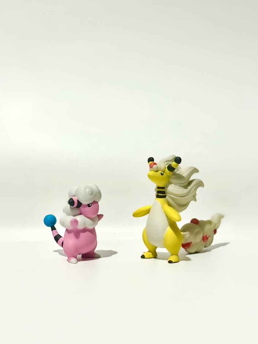 Flaaffy — Flaaffy & Mega Ampharos tamaño tipo “Tomy “