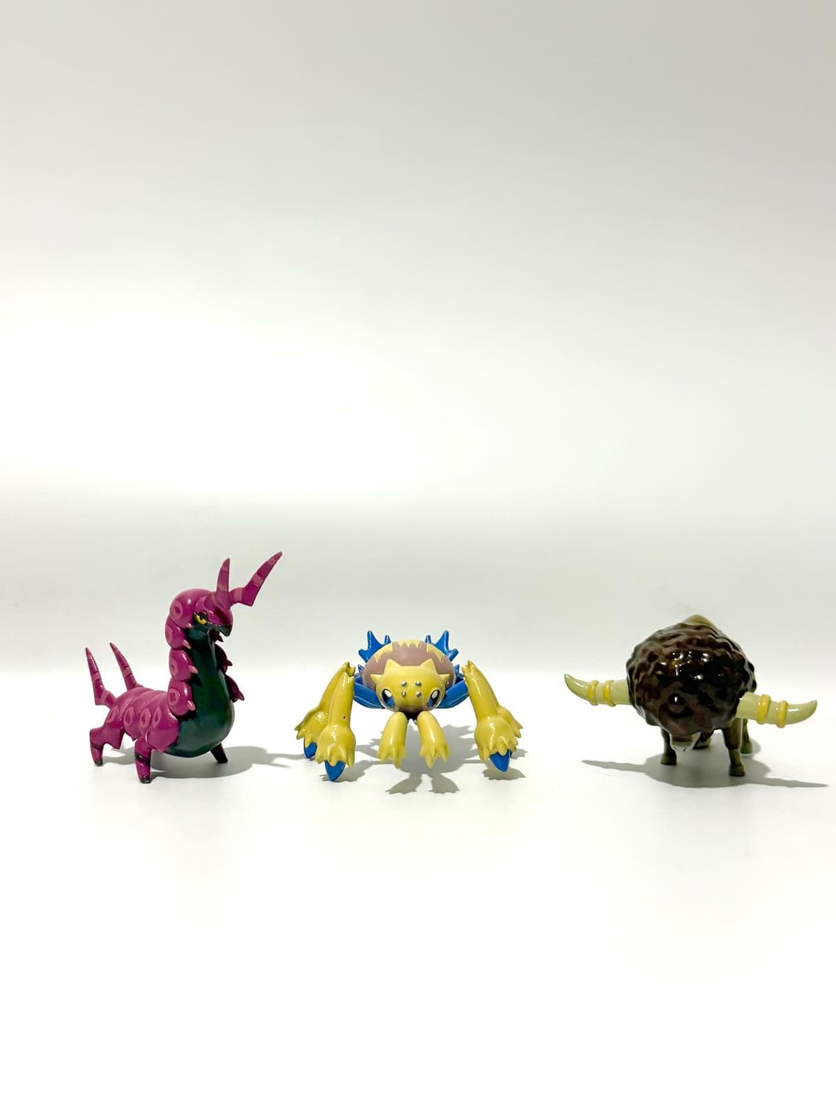 Scolipede Scolipede, Galvantula & Bouffalant tamaño tipo “Tomy “
