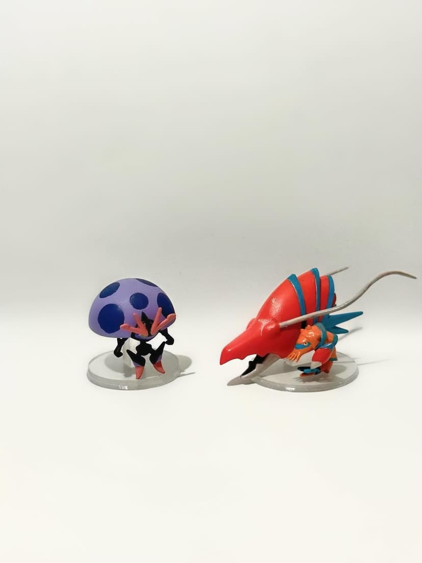 Orbeetle — Orbeetle & Clawister tamaño tipo “Tomy “