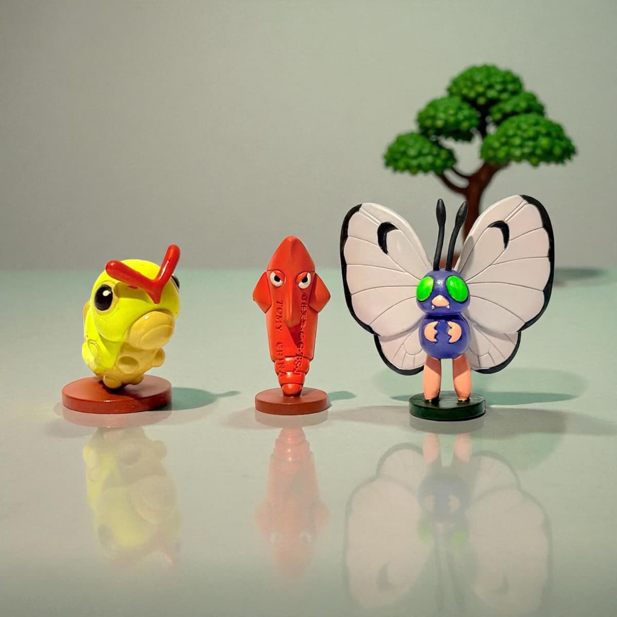 Butterfree Repintado de Linea evolutiva Butterfree en Shiny de “Takara Tomy”