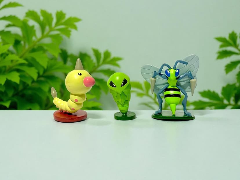 Beedrill — Repintando de Línea Evolutiva Beedrill marca “Takara Tomy “