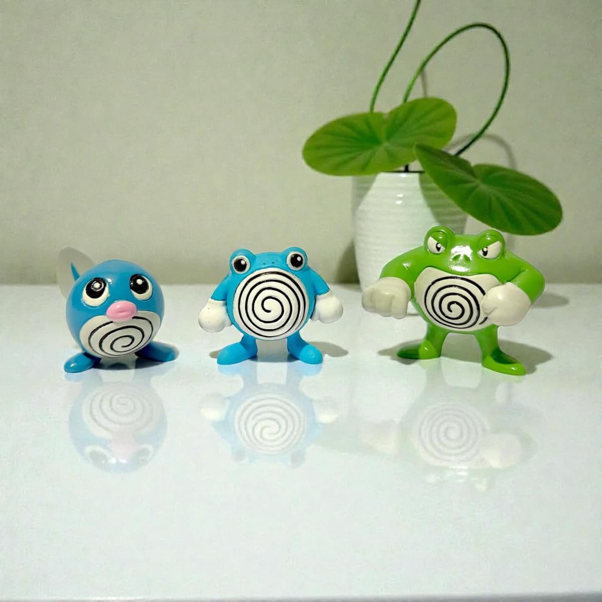 Poliwrath Repintado en Shiny de la línea Poliwrath de “Takara Tomy “