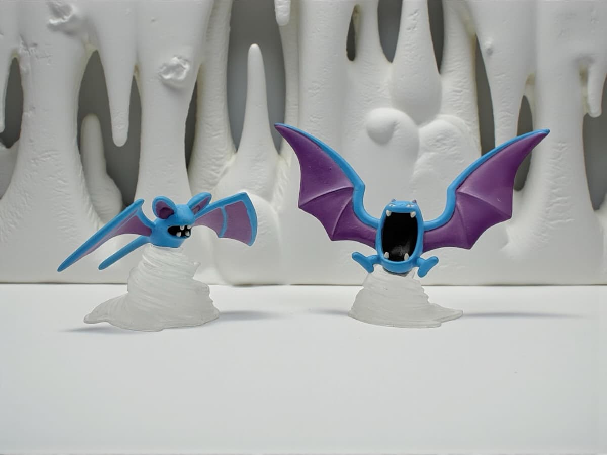 Zubat Zubat & Golbat tamaño tipo “Tomy “