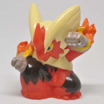 Blaziken Mega