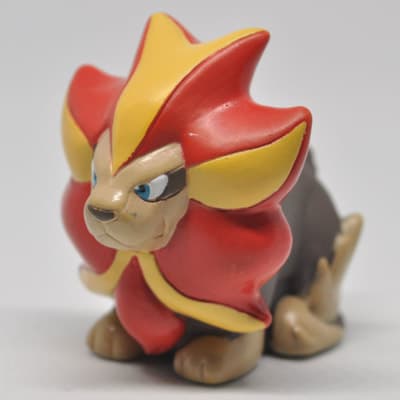 Pyroar Standard