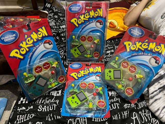 Bellsprout, Weepinbell, Victreebel · Poké Ball Blaster · teal & green blaster color variants