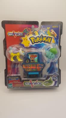Misty 2.0 Rival Battle Pack · Bulbasaur & Raikou
