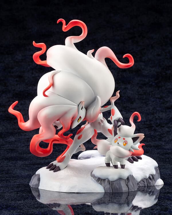 Zorua PC Original Figure: Hisuian Zorua & Hisuian Zoroark