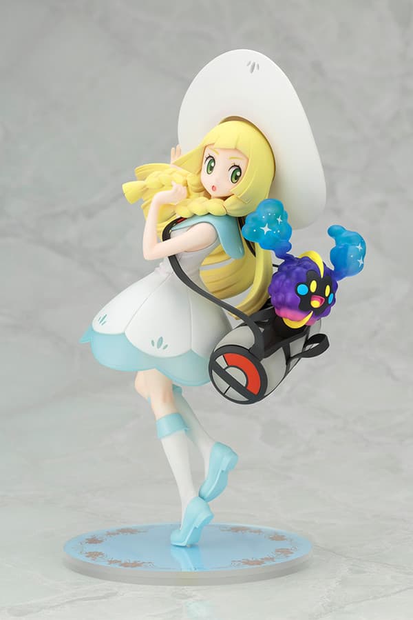 Cosmog PC Original Figure: Lillie with Cosmog
