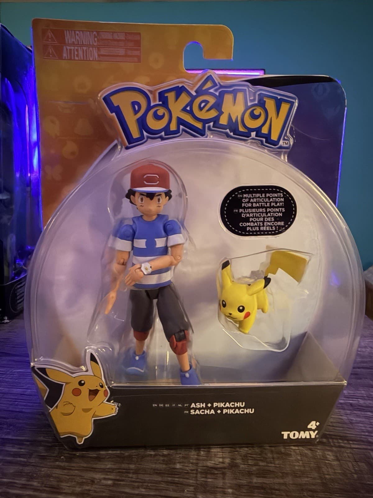 Pikachu Monster Collection Ash & Pikachu set