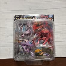 Caja 2 · Genesect & Mewtwo