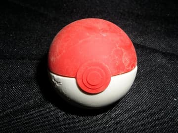 Gomas / Keshi (erasers) — foto de referencia 4