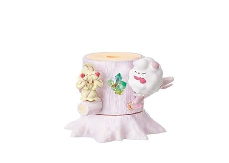 Alcremie with Swirlix