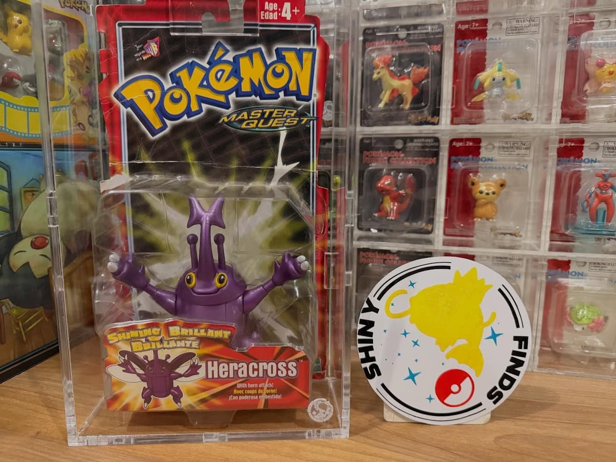 Heracross Combat Figures · Shining