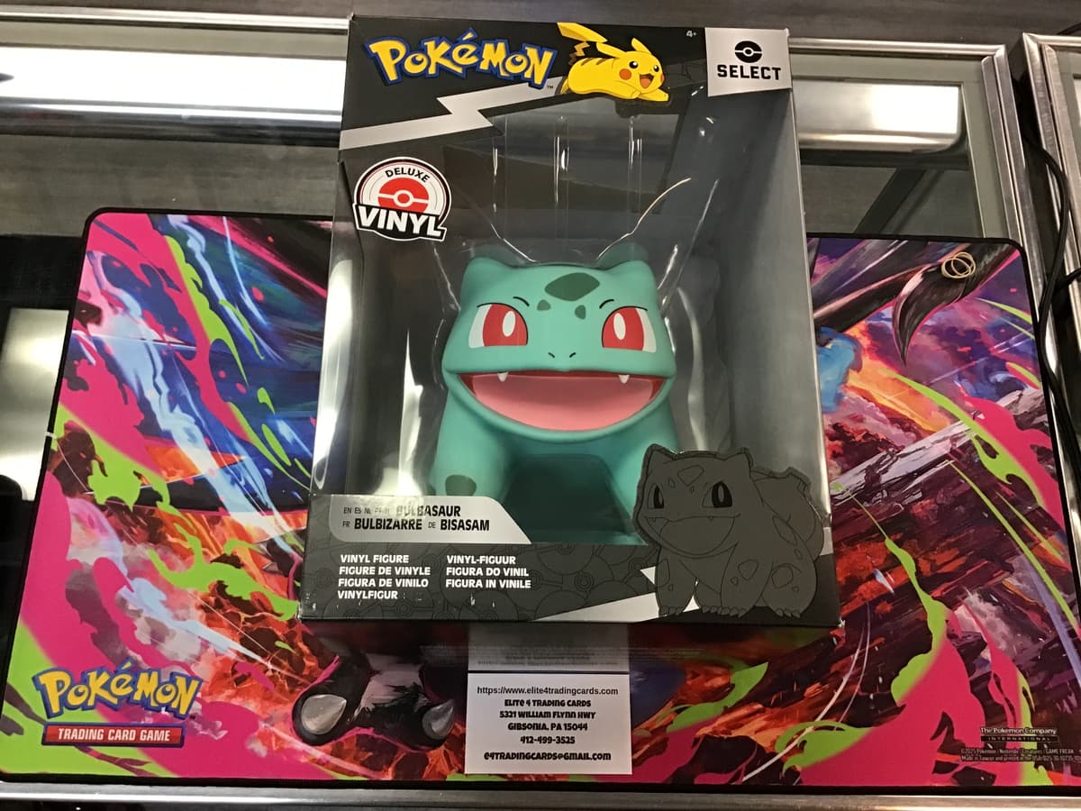 Bulbasaur Select Deluxe Vinyl