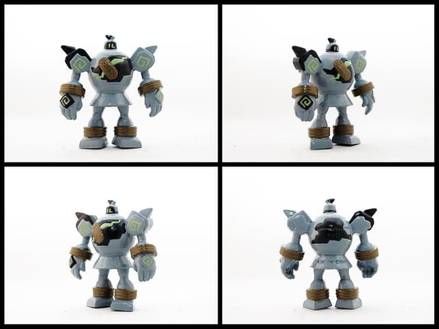 Golurk Shiny Tomy