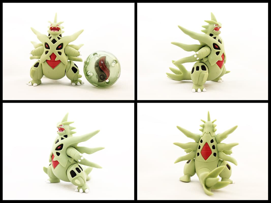Tyranitar Mega Super Size